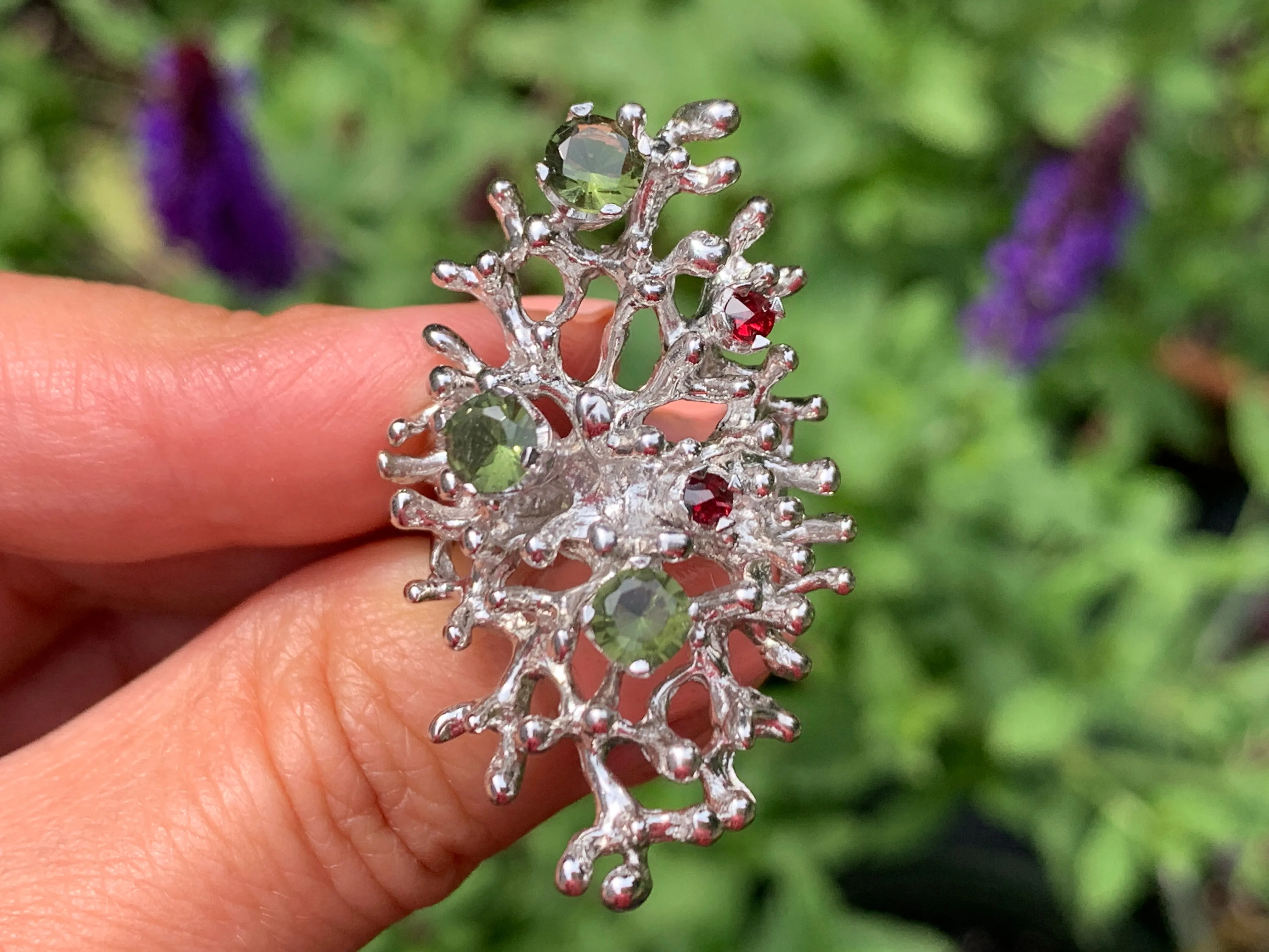 Sea Corals ring - Moldavite and Garnet