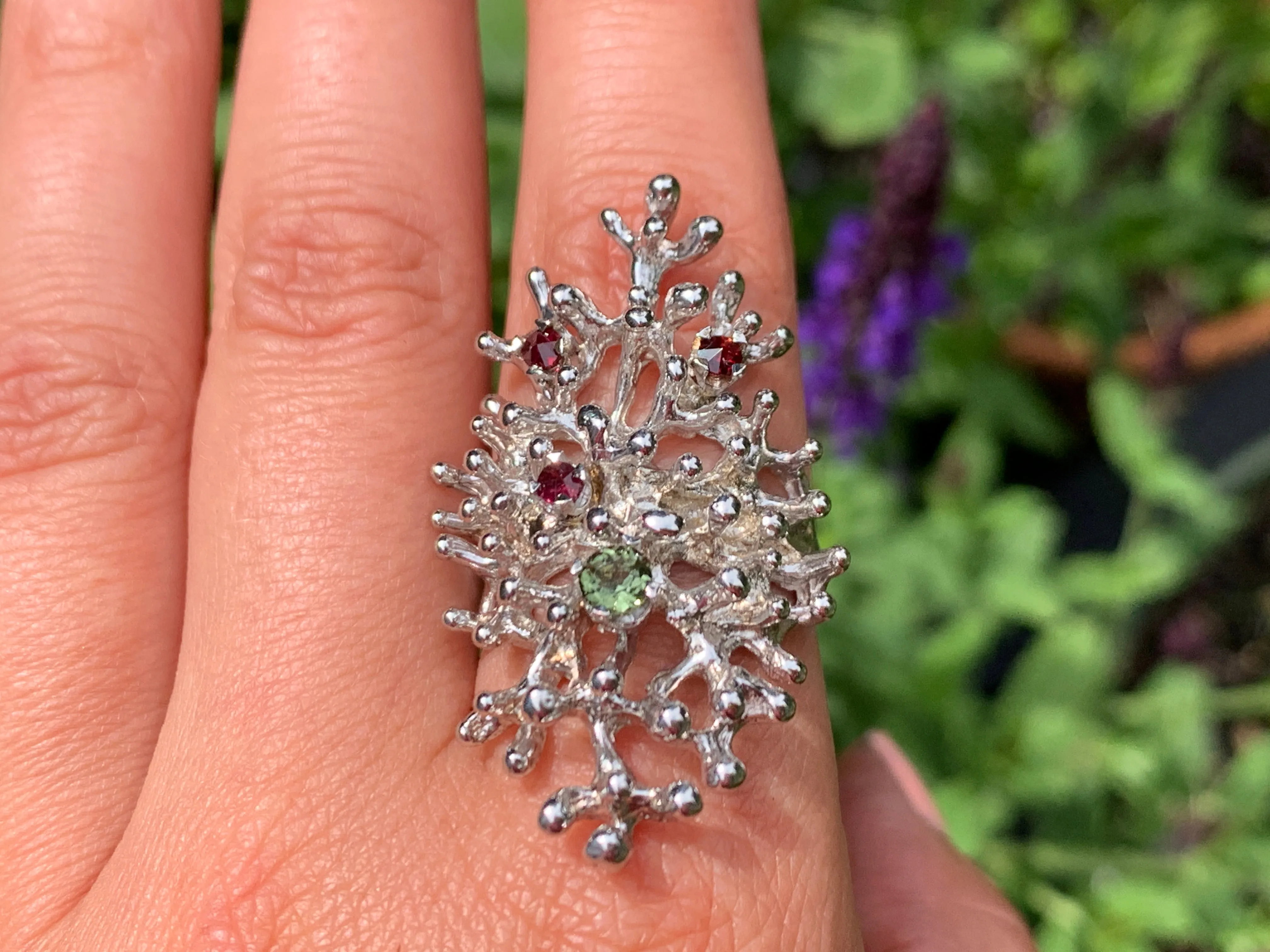 Sea Corals ring - Moldavite and Garnet