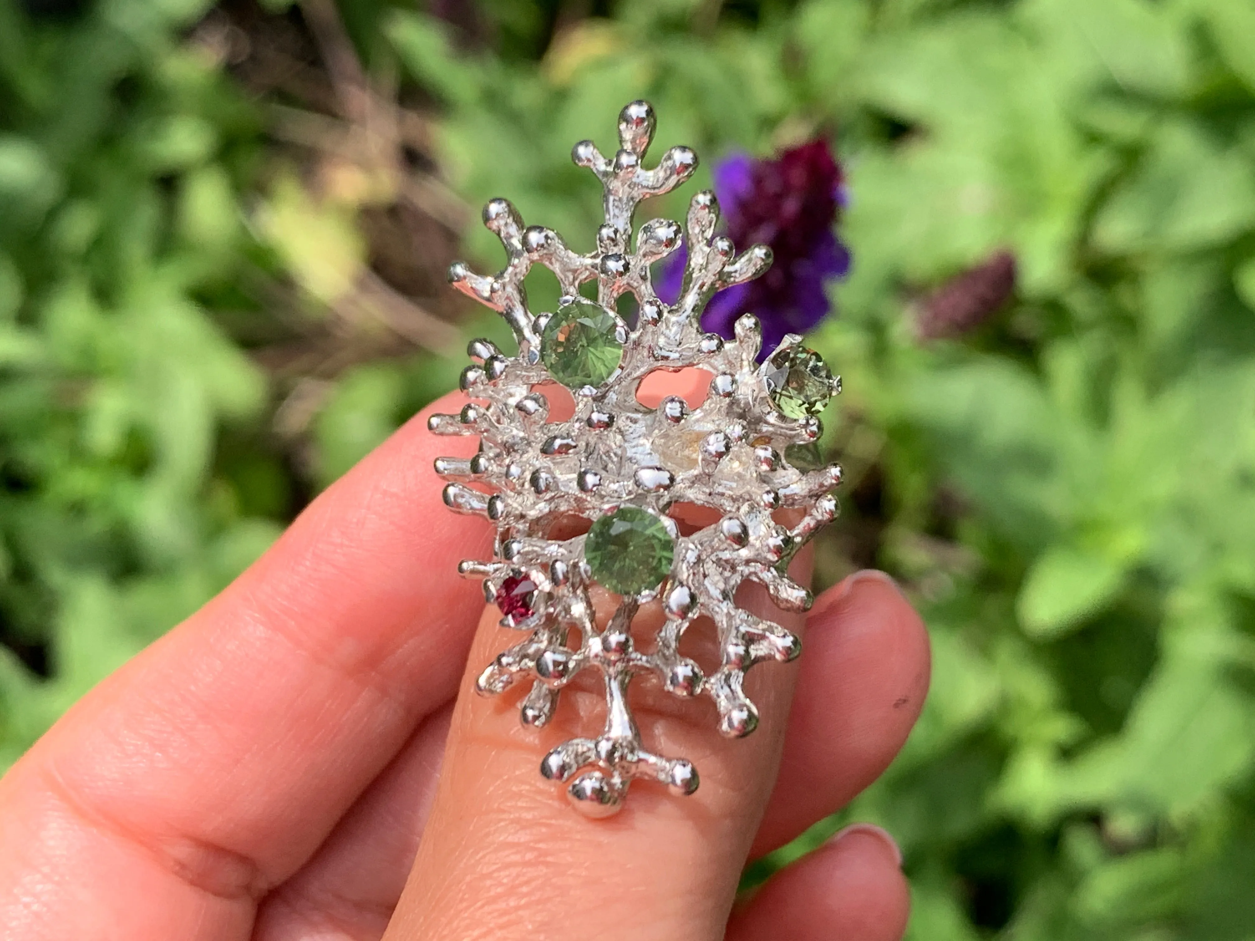 Sea Corals ring - Moldavite and Garnet