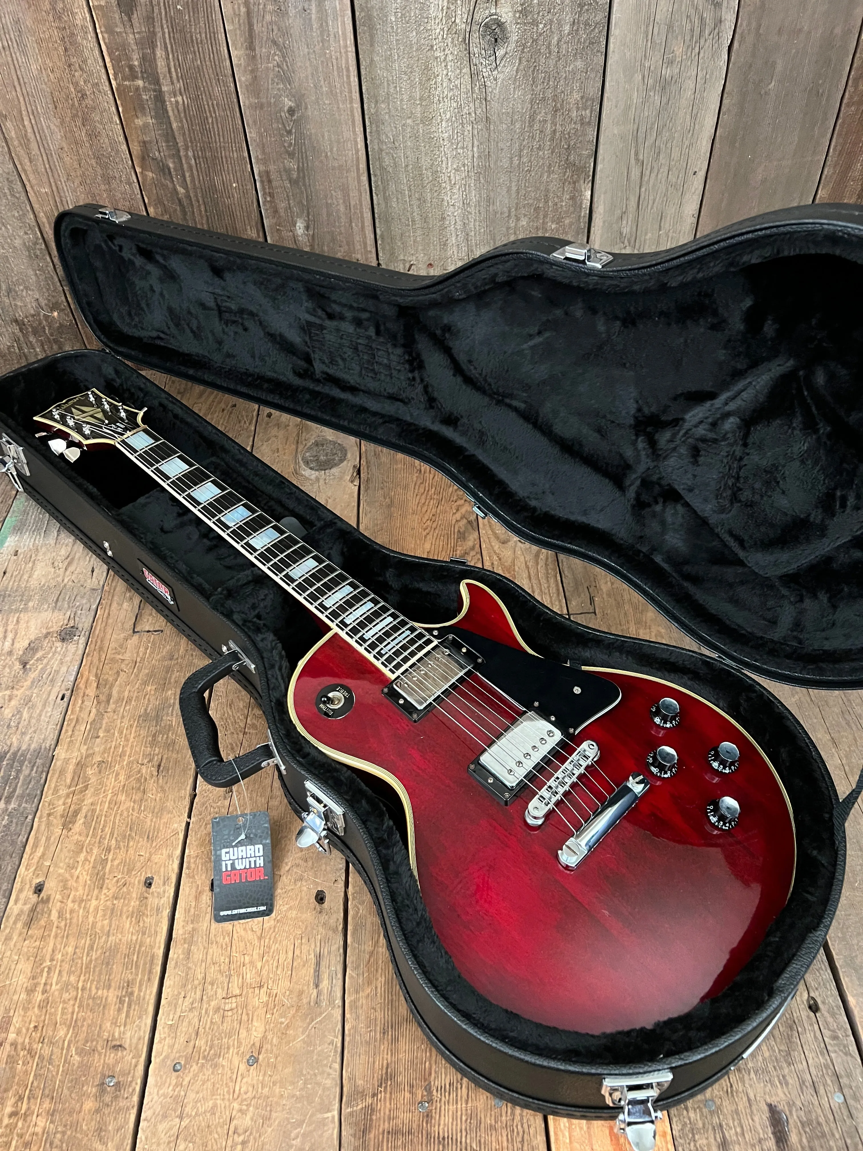 SOLD - Gibson Les Paul Custom 1974