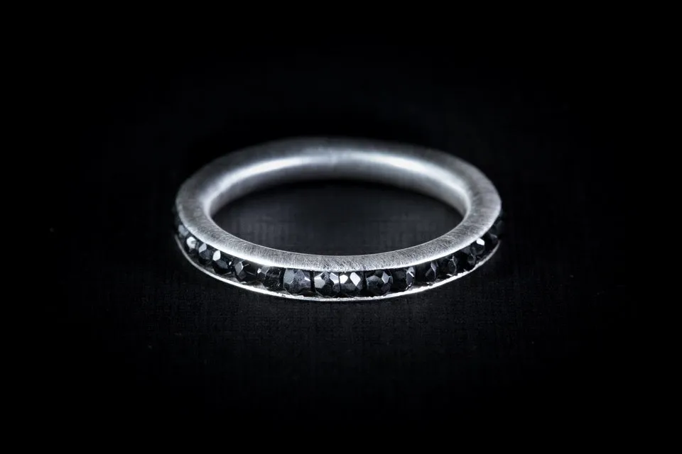 Sterling Silver Handcrafted Black Spinel Seeds Ring
