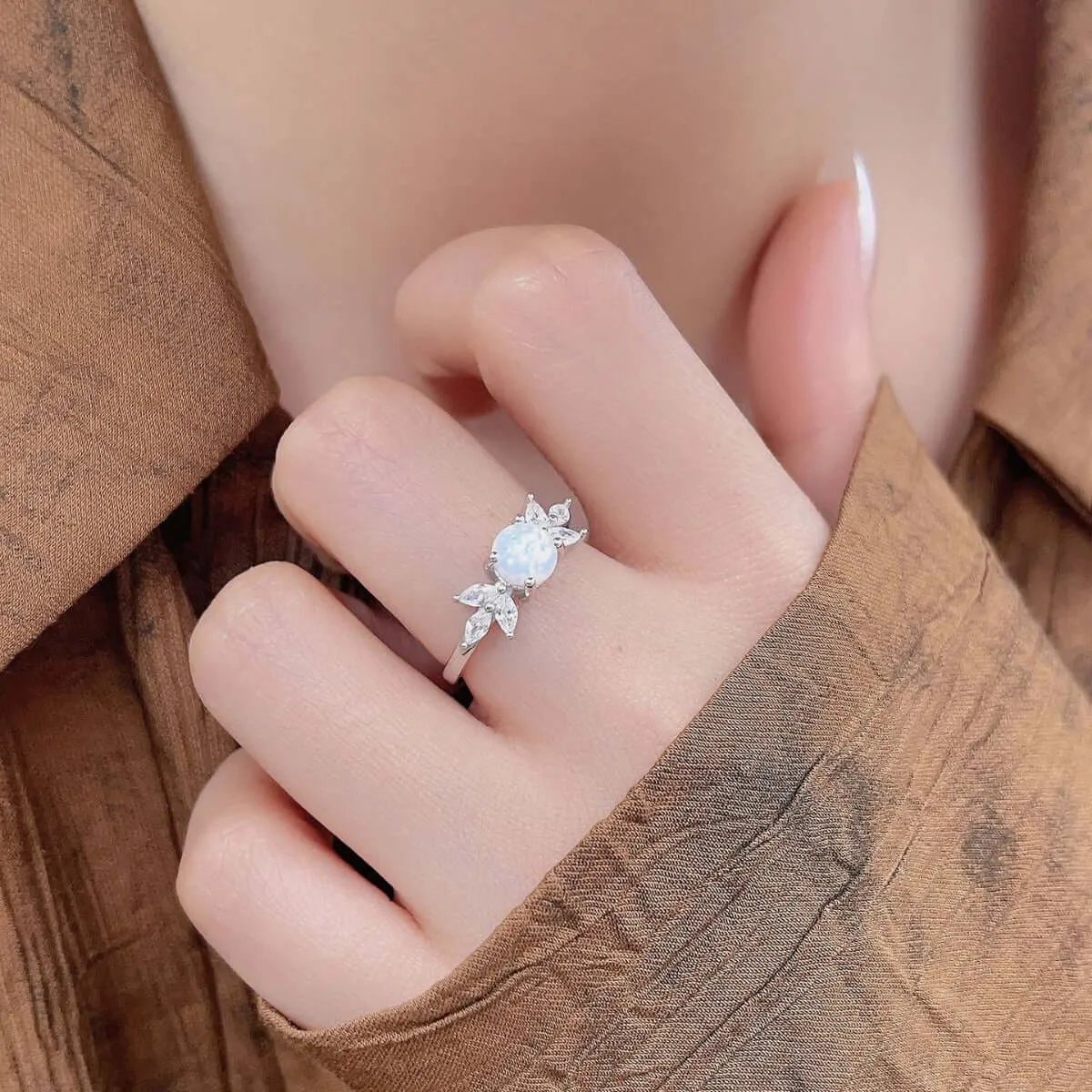 Sterling Silver S925 Light Luxury Opal and Marquise Simulated Crystal Ring