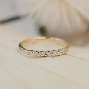Timeless 7 Diamonds Ring