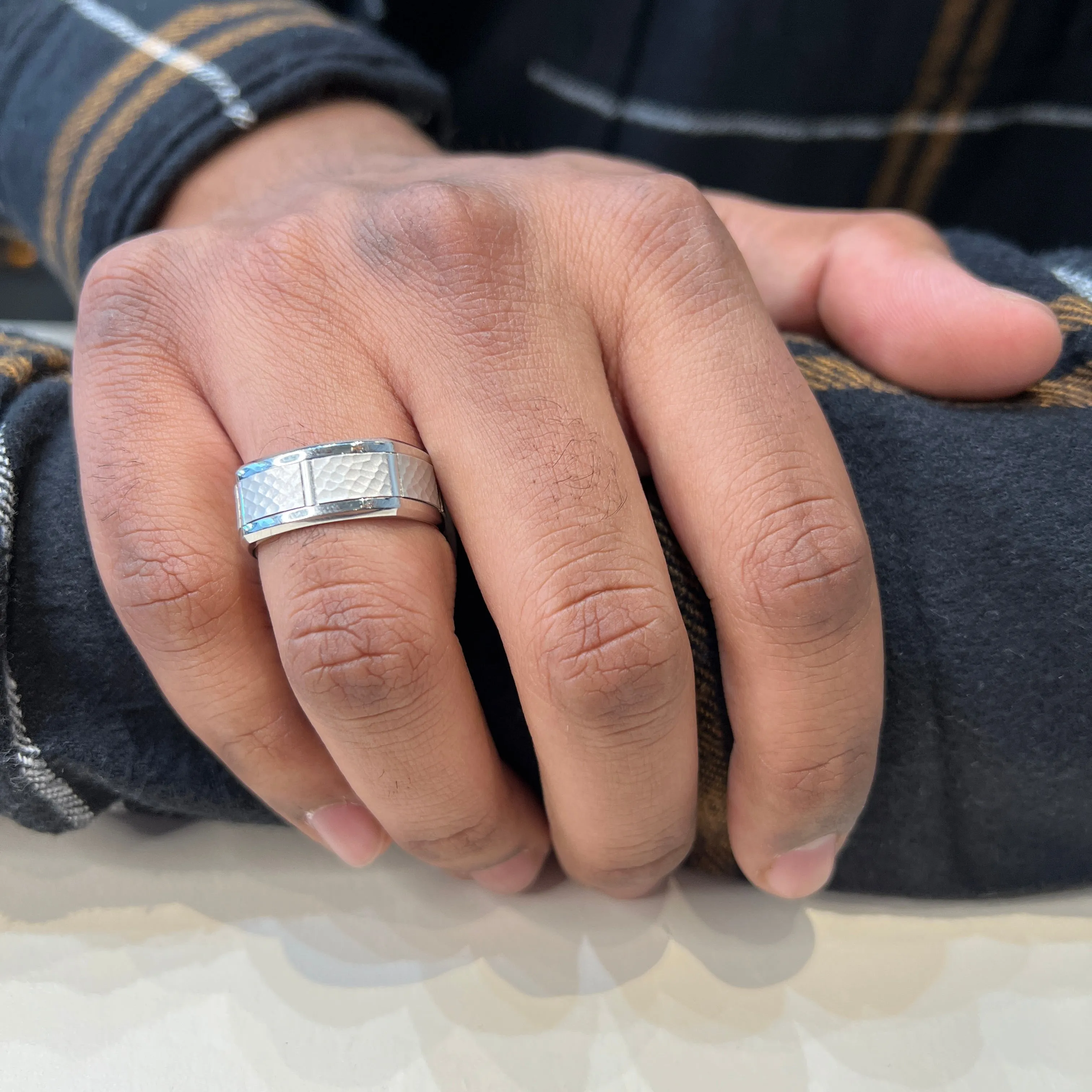 Torque (9mm) Cobalt and 10K White Gold Hammered Square Edged Band