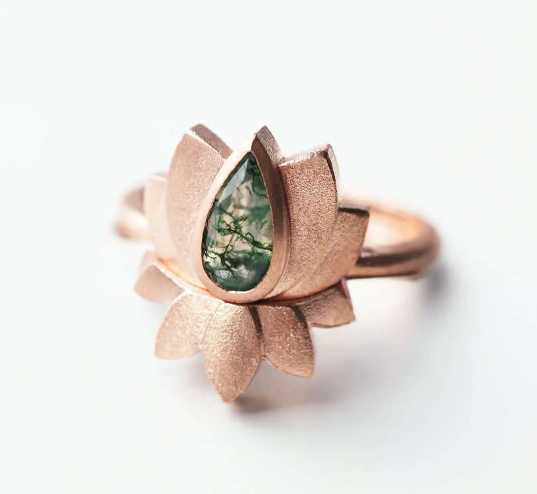 Trendolla 18K Gold Lotus Moss Agate Ring Set